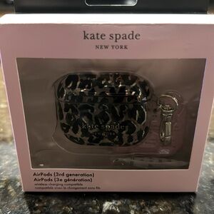 Kate Spade brand new in box 3rd generation AirPod case. Never used.